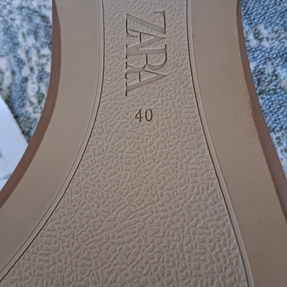 🌴 NWT Zara Brown Gold Studded Women's Sandals Sz. 40/9 - Picture 7 of 8
